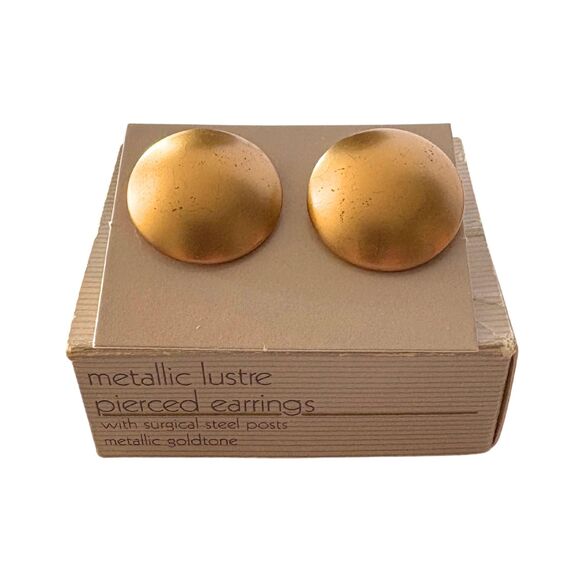 Vintage Avon Goldtone Stud Earrings: 1987 Metallic Lustre, Sensitive Skin - Picture 3 of 4